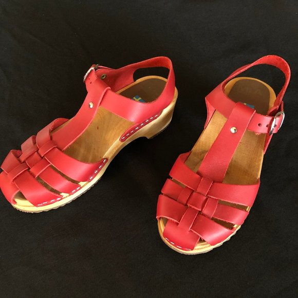 NWOT MIA Emily Clog Sandal red Sz 40 - Picture 3 of 14